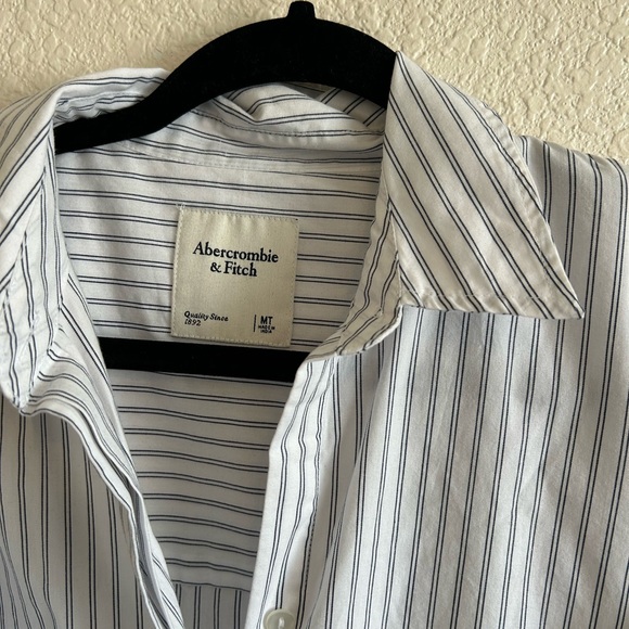 Abercrombie & Fitch White Shirt with Navy Pinstripes - Picture 2 of 3